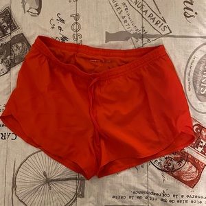 Old navy active red shorts size large.